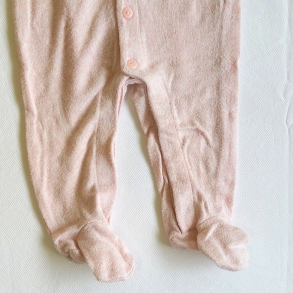 babyGap first favorites soft pink knit button close footie sleeper pajamas 3-6 m - Picture 3 of 5